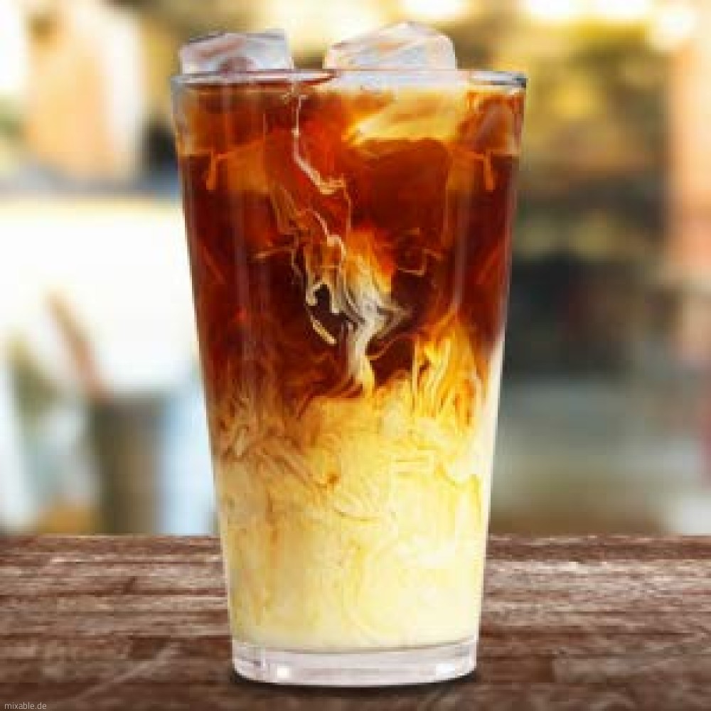 Rezept Kahlúa Iced Coffee, Cocktails & Drinks mixable.de