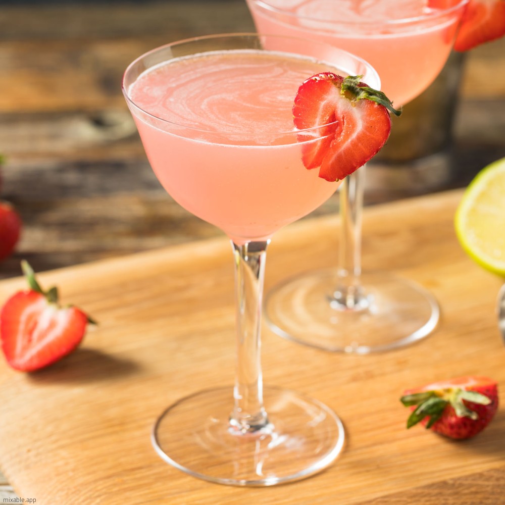 Rezept: Erdbeer Daiquiri (natural), Cocktails &amp; Drinks | mixable.de